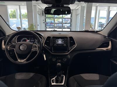 2016 Jeep Cherokee Sport   - Photo 8 - Gladstone, OR 97027