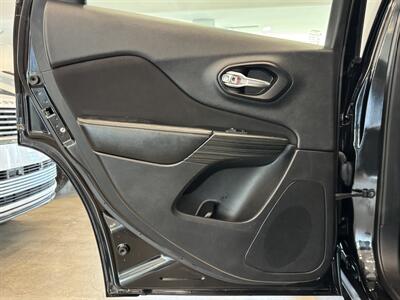 2016 Jeep Cherokee Sport   - Photo 15 - Gladstone, OR 97027