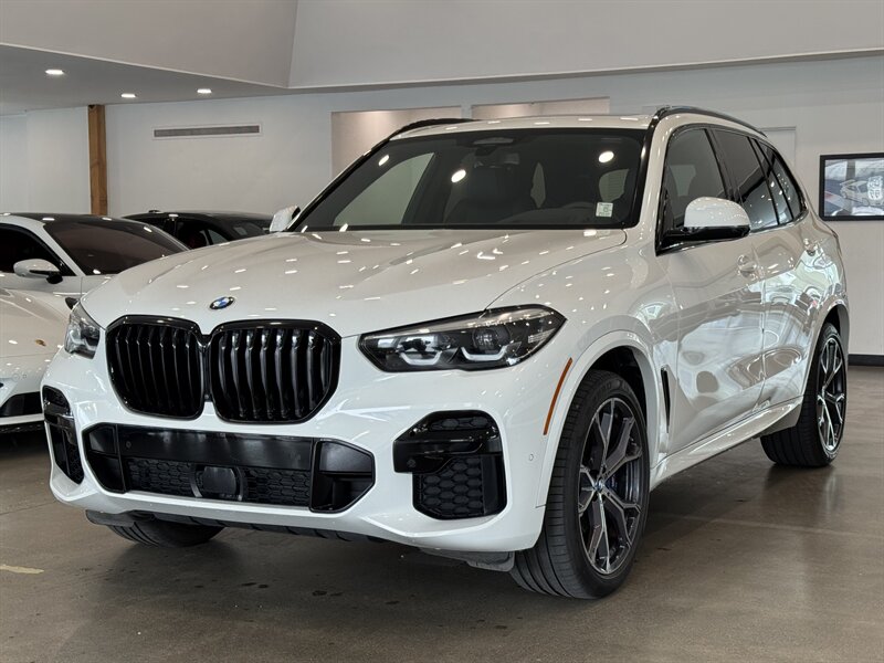 2022 BMW X5 xDrive40i M-Sport  