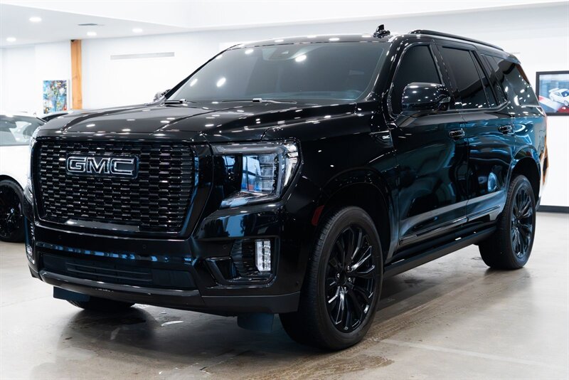 2023 GMC Yukon Denali's photo