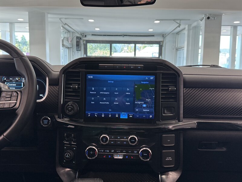 2023 Ford F-150 Raptor photo 30