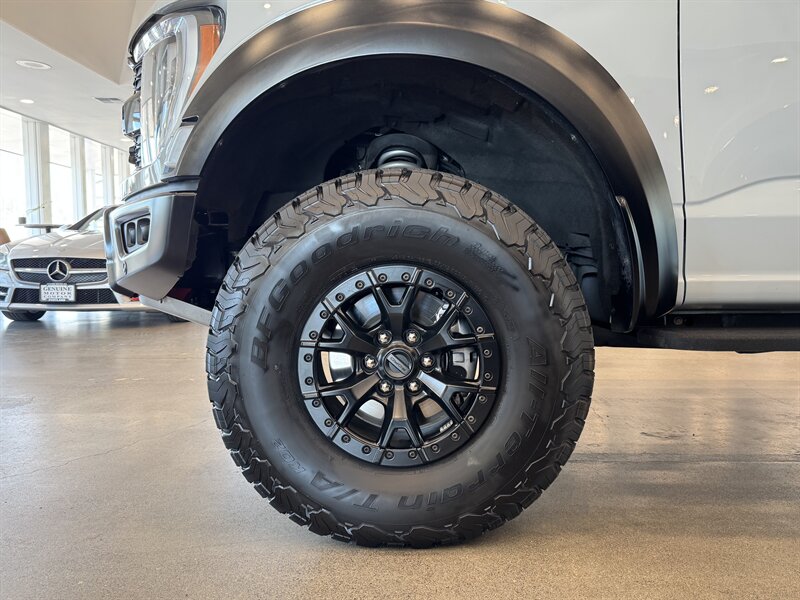 2023 Ford F-150 Raptor photo 41