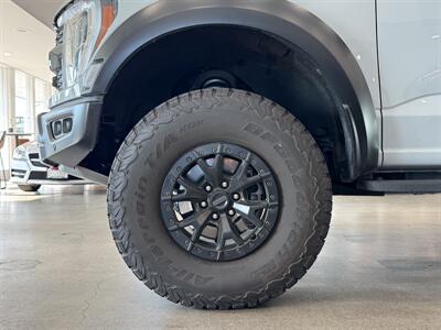 2023 Ford F-150 Raptor R   - Photo 32 - Gladstone, OR 97027