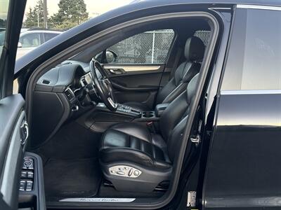 2015 Porsche Macan Turbo   - Photo 3 - Gladstone, OR 97027