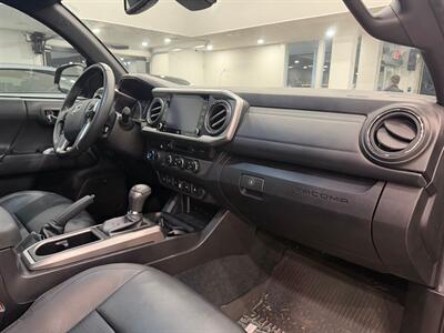 2023 Toyota Tacoma Limited V6 - Photo 7 - Gladstone, OR 97027