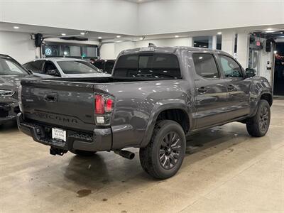 2023 Toyota Tacoma Limited V6 - Photo 3 - Gladstone, OR 97027