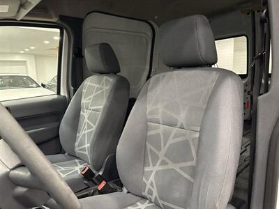 2011 Ford Transit Connect XLT - Photo 17 - Gladstone, OR 97027