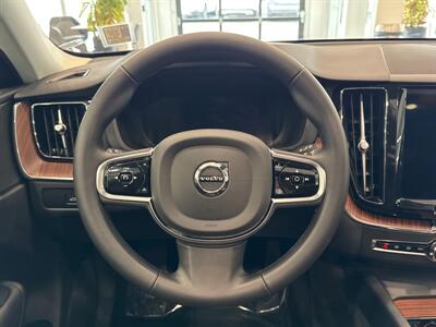 2024 Volvo XC60 B5 Plus Dark Theme   - Photo 26 - Gladstone, OR 97027