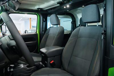 2025 Jeep Wrangler Sport S   - Photo 6 - Gladstone, OR 97027