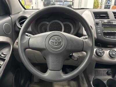 2006 Toyota RAV4   - Photo 14 - Gladstone, OR 97027