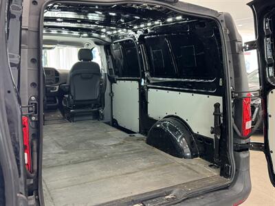2018 Mercedes-Benz Metris Cargo   - Photo 13 - Gladstone, OR 97027