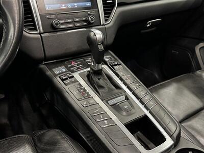 2017 Porsche Macan S   - Photo 29 - Gladstone, OR 97027