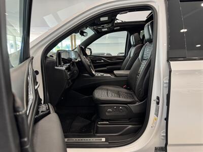 2023 Cadillac Escalade ESV Sport Platinum   - Photo 7 - Gladstone, OR 97027