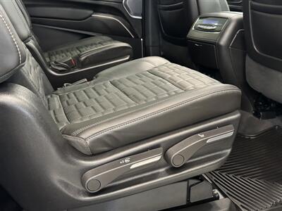 2023 Cadillac Escalade ESV Sport Platinum   - Photo 20 - Gladstone, OR 97027