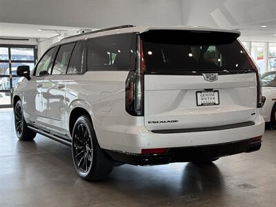 2023 Cadillac Escalade ESV Sport Platinum   - Photo 4 - Gladstone, OR 97027