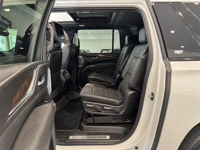 2023 Cadillac Escalade ESV Sport Platinum   - Photo 12 - Gladstone, OR 97027