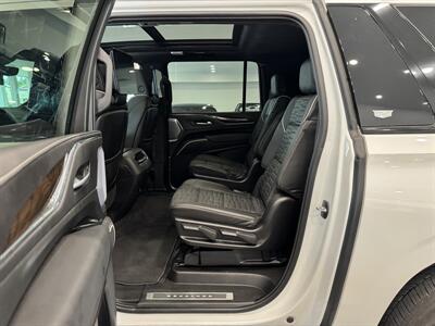 2023 Cadillac Escalade ESV Sport Platinum   - Photo 12 - Gladstone, OR 97027