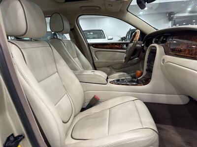 2008 Jaguar XJ8 Vanden Plas   - Photo 9 - Gladstone, OR 97027