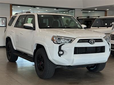 2022 Toyota 4Runner SR5   - Photo 3 - Gladstone, OR 97027