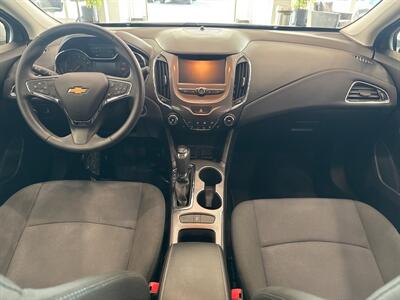 2018 Chevrolet Cruze LT Auto   - Photo 8 - Gladstone, OR 97027