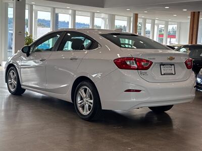 2018 Chevrolet Cruze LT Auto   - Photo 4 - Gladstone, OR 97027