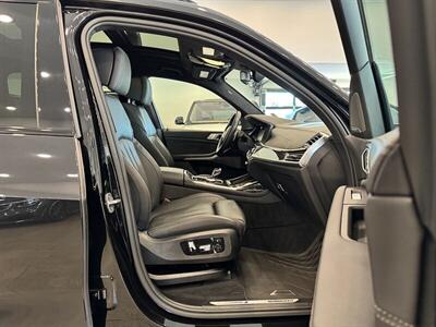 2022 BMW X7 M50i   - Photo 9 - Gladstone, OR 97027
