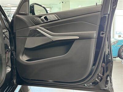 2022 BMW X7 M50i - Photo 14 - Gladstone, OR 97027