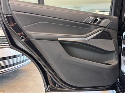 2022 BMW X7 M50i - Photo 15 - Gladstone, OR 97027