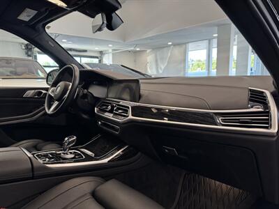 2022 BMW X7 M50i   - Photo 24 - Gladstone, OR 97027