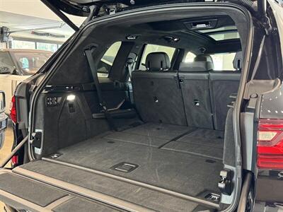 2022 BMW X7 M50i - Photo 45 - Gladstone, OR 97027