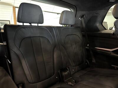 2022 BMW X7 M50i - Photo 29 - Gladstone, OR 97027