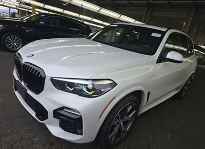 2021 BMW X5 xDrive45e   - Photo 2 - Gladstone, OR 97027