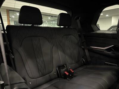 2022 BMW X7 M50i   - Photo 19 - Gladstone, OR 97027