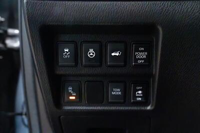 2017 Nissan Pathfinder Platinum   - Photo 15 - Gladstone, OR 97027