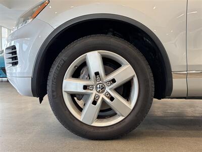 2014 Volkswagen Touareg TDI Lux   - Photo 32 - Gladstone, OR 97027
