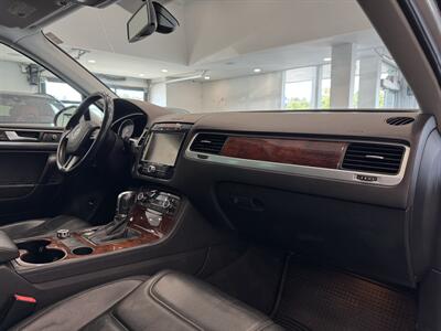 2014 Volkswagen Touareg TDI Lux   - Photo 16 - Gladstone, OR 97027