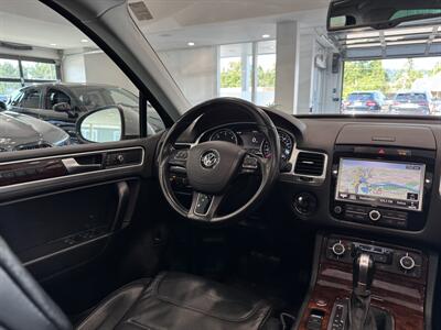 2014 Volkswagen Touareg TDI Lux   - Photo 19 - Gladstone, OR 97027