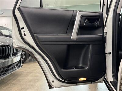 2021 Toyota 4Runner SR5 Premium - Photo 15 - Gladstone, OR 97027