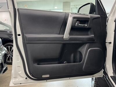2021 Toyota 4Runner SR5 Premium   - Photo 13 - Gladstone, OR 97027
