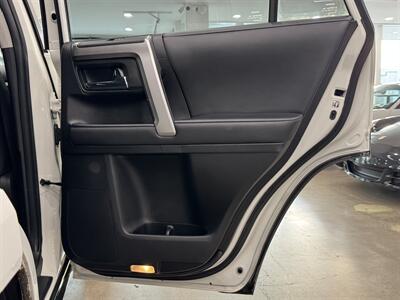 2021 Toyota 4Runner SR5 Premium   - Photo 16 - Gladstone, OR 97027