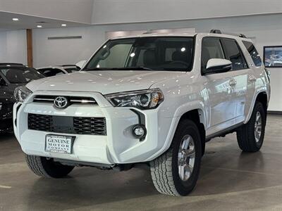 2021 Toyota 4Runner SR5 Premium   - Photo 1 - Gladstone, OR 97027