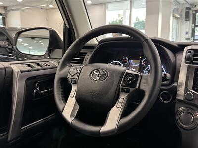 2021 Toyota 4Runner SR5 Premium   - Photo 34 - Gladstone, OR 97027