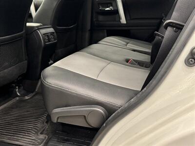 2021 Toyota 4Runner SR5 Premium - Photo 19 - Gladstone, OR 97027