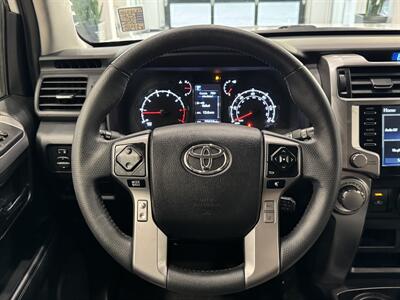 2021 Toyota 4Runner SR5 Premium   - Photo 35 - Gladstone, OR 97027