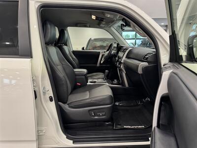 2021 Toyota 4Runner SR5 Premium   - Photo 9 - Gladstone, OR 97027
