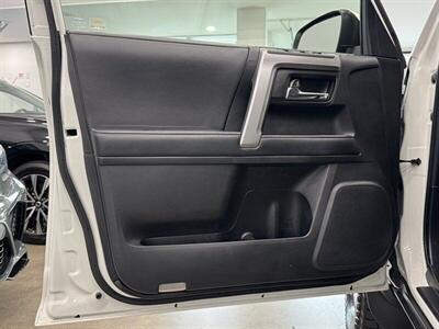 2021 Toyota 4Runner SR5 Premium - Photo 13 - Gladstone, OR 97027