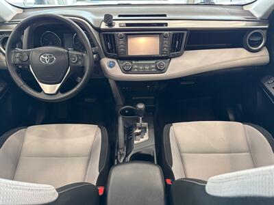 2016 Toyota RAV4 Hybrid XLE   - Photo 8 - Gladstone, OR 97027