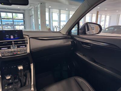 2016 Lexus NX 200t   - Photo 20 - Gladstone, OR 97027