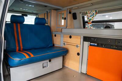 2002 Volkswagen EuroVan GLS   - Photo 18 - Gladstone, OR 97027