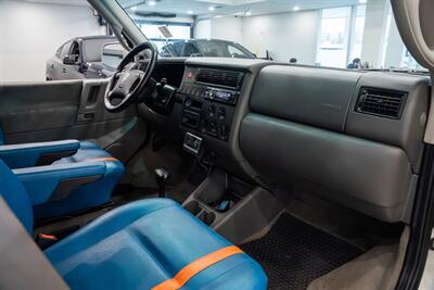 2002 Volkswagen EuroVan GLS   - Photo 45 - Gladstone, OR 97027